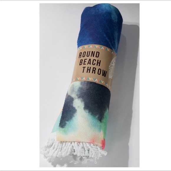 Ruggine tie-dye round beach towel / throw/ blanket with Fringes. Soft. Vibrant. - Picture 3 of 3